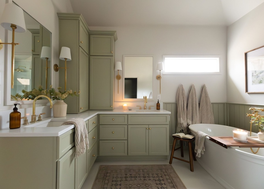 Custom bathroom vanity