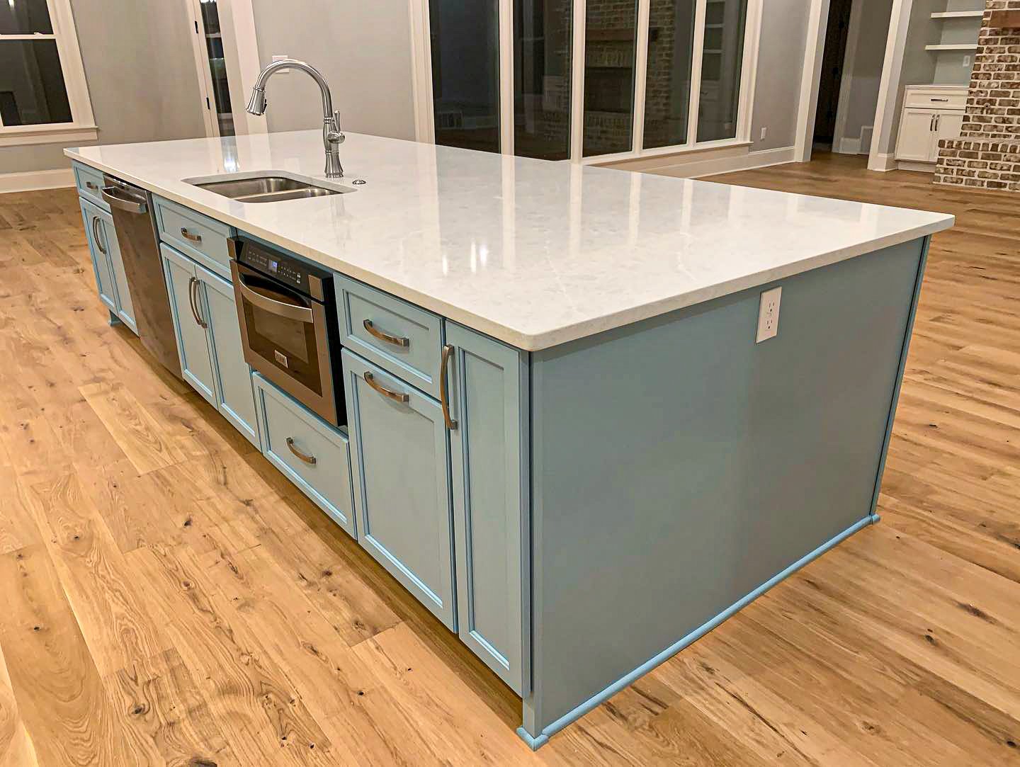 Custom kitchen cabinets by Designer Cabinets