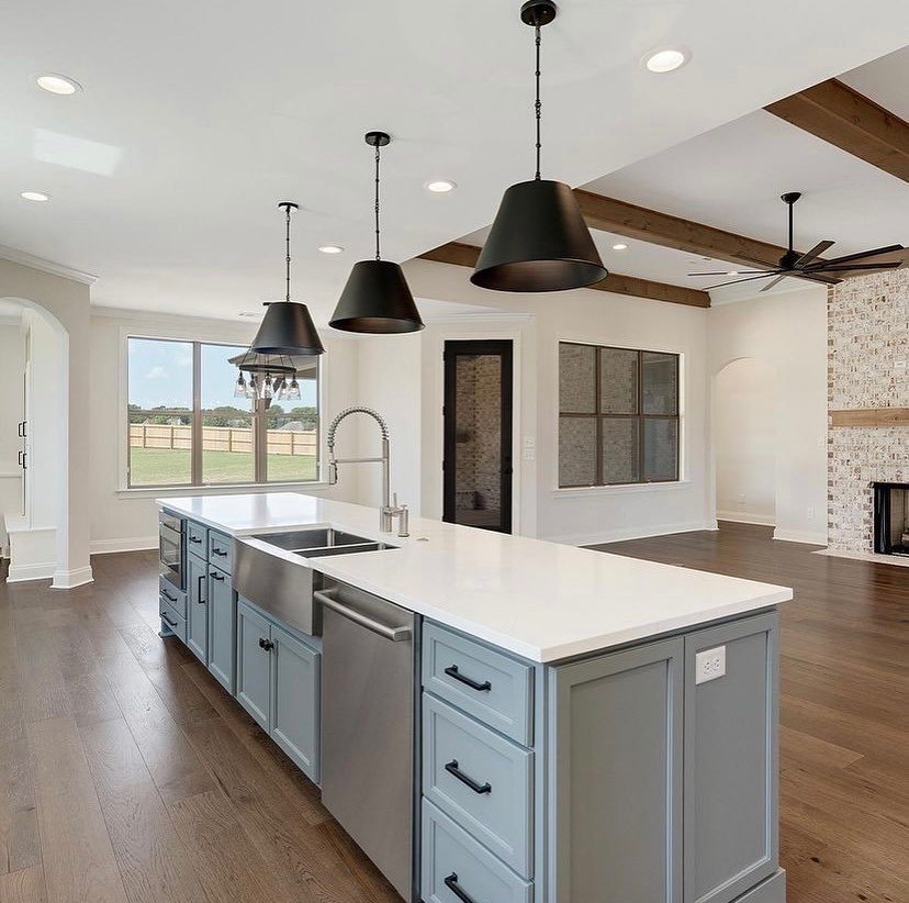 White farmhouse kitchen cabinetry by Designer Cabinets