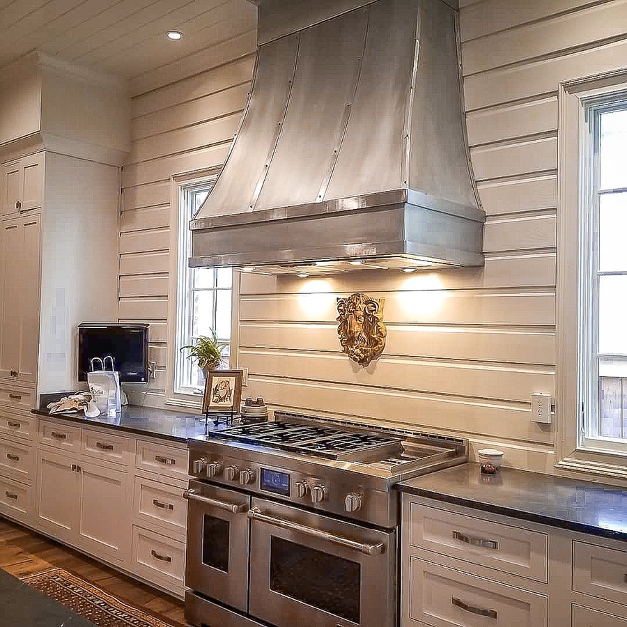 White shaker kitchen cabinetry by Designer Cabinets