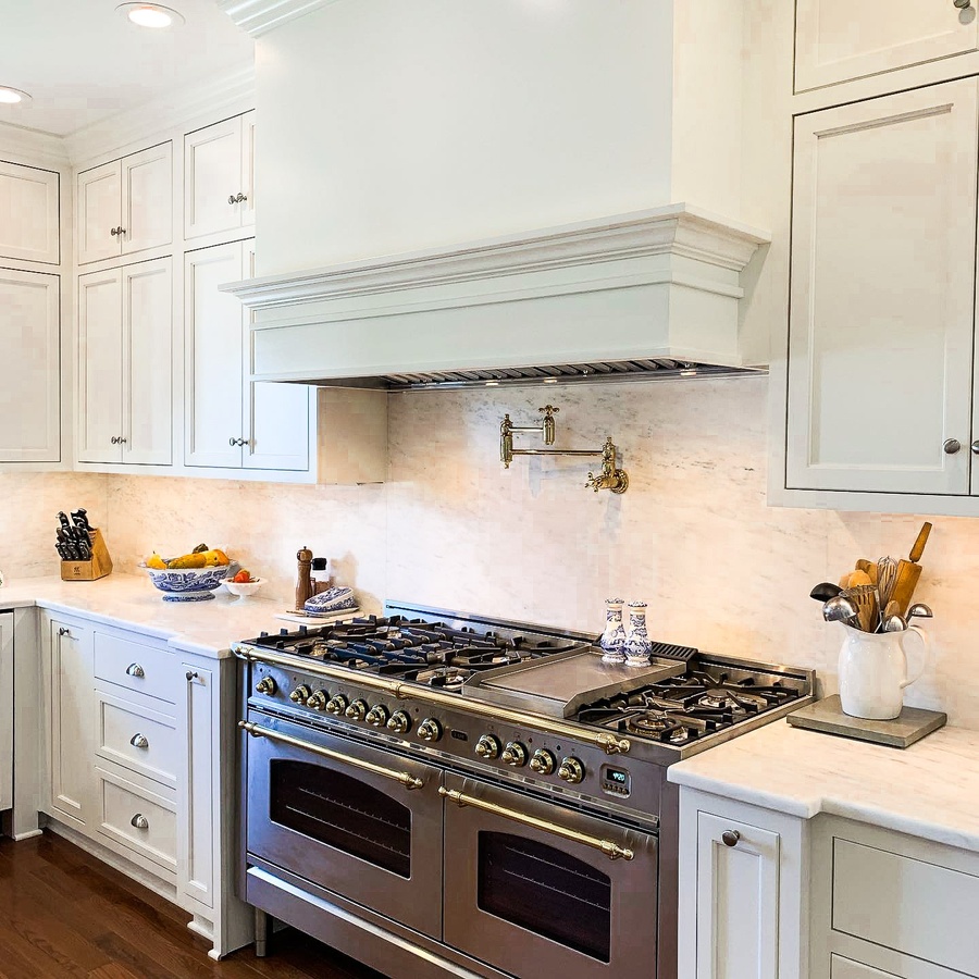 White shaker kitchen cabinetry by Designer Cabinets