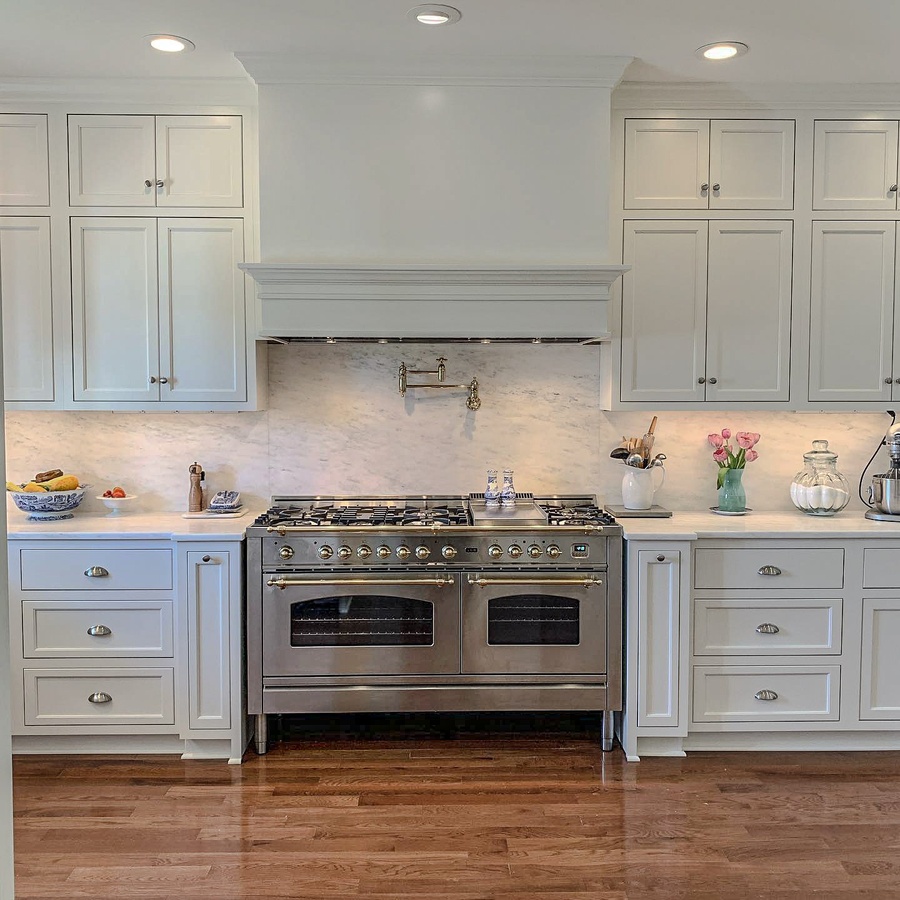 White shaker kitchen cabinetry by Designer Cabinets