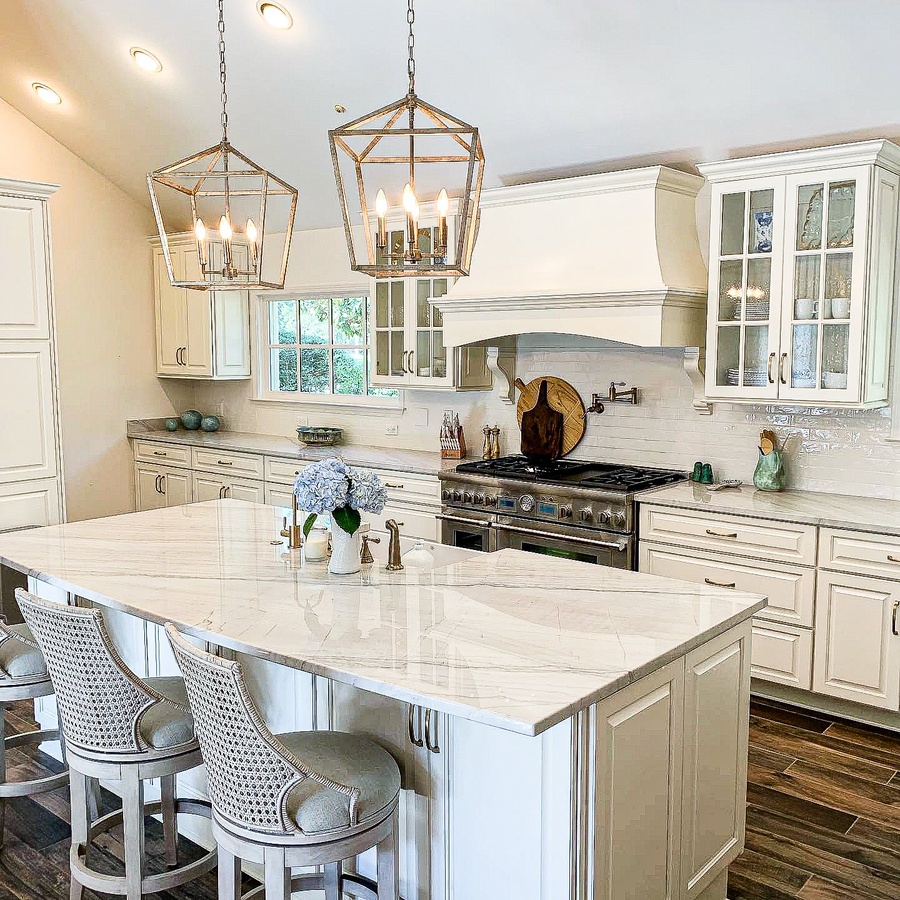 White shaker kitchen cabinetry by Designer Cabinets