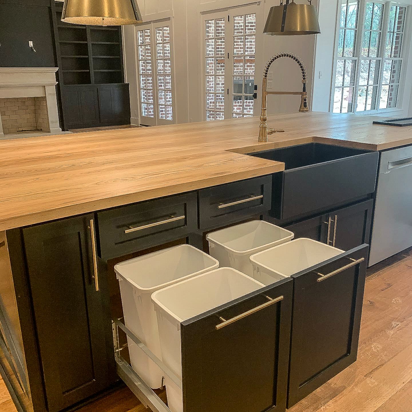 Custom kitchen cabinets by Designer Cabinets